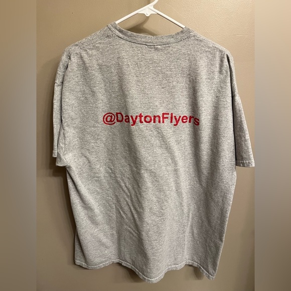 Dayton Basketball Short Sleeve Tee - Picture 2 of 2